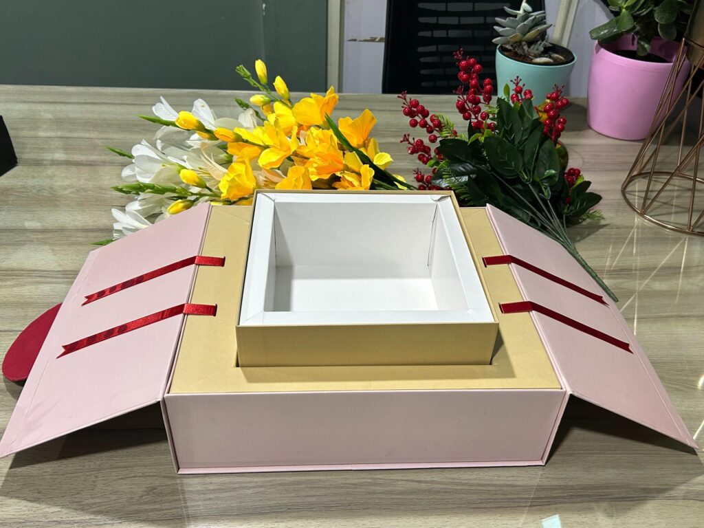 customize corporate gift box
