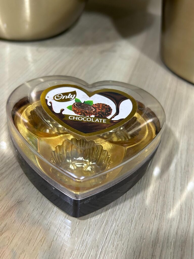 heart shape chocolate box